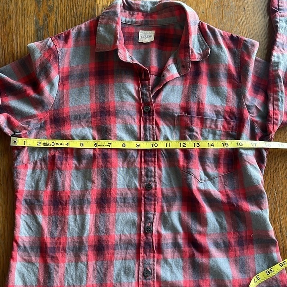 J.Crew Plaid Button-down Shirt Long Buttoned Sleeves Size Small Gray and Red - Picture 6 of 13